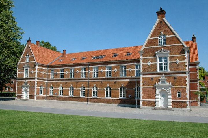 Detalje af Karens Minde